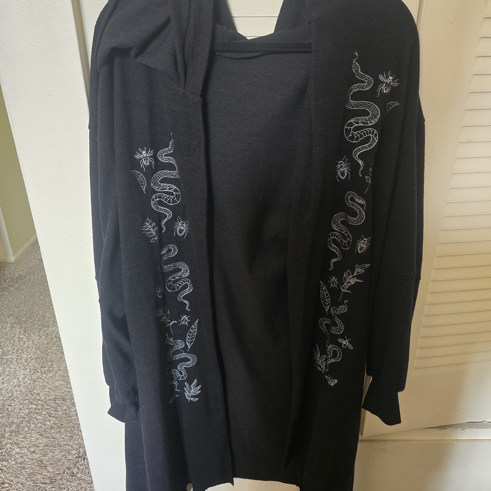 Black Hooded Cardigan with White Snake Embroidery